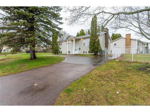 638 Guy Ave, Dieppe, NB 