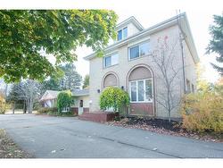 705 Amirault ST Dieppe, NB E1A 1E9