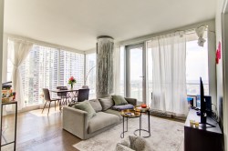 2409-1450 Boul. René-Lévesque O. Montréal (Ville-Marie), QC H3G 0E1