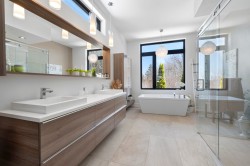 Master Bathroom - 