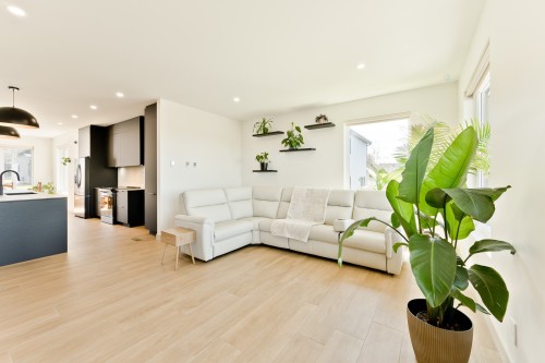Salon - 22 Rue Denise, Compton, QC - Indoor Photo Showing Living Room