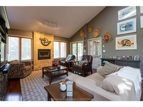 30 Cramar Crescent, Chatham, ON 