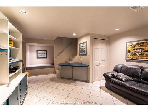 30 Cramar Crescent, Chatham, ON 