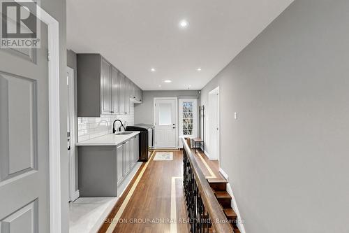 2 Gilbert Drive, Aurora, ON - Indoor Photo Showing Other Room