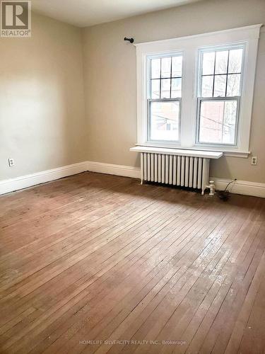 147 Holton Avenue S, Hamilton, ON - Indoor Photo Showing Other Room