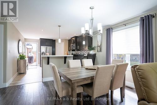 136 Maple Lane, Tillsonburg, ON - Indoor Photo Showing Dining Room