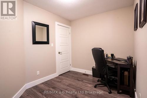 136 Maple Lane, Tillsonburg, ON - Indoor Photo Showing Office