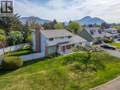 751 RIDGEVIEW Terrace  Kamloops, BC V2B 4G8