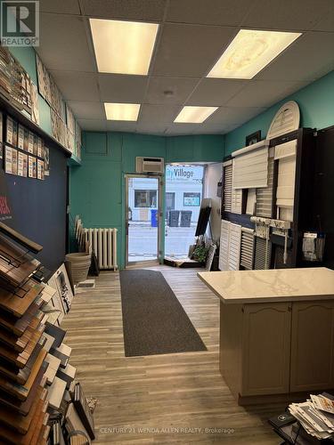 11 Queen Street E, Cambridge, ON 