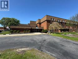 6647 THORNBERRY CRESCENT Windsor, ON N8T 3A6