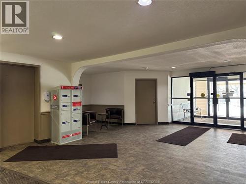 6647 Thornberry Crescent, Windsor, ON - Indoor Photo Showing Other Room