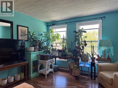 6647 Thornberry Crescent, Windsor, ON - Indoor