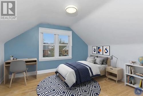 117 Glencarry Avenue, Hamilton, ON - Indoor Photo Showing Bedroom