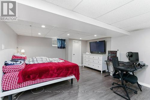 117 Glencarry Avenue, Hamilton, ON - Indoor Photo Showing Bedroom