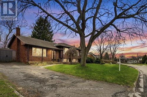 25 GLANWORTH AVENUE  St. Thomas, ON N5R 1E5