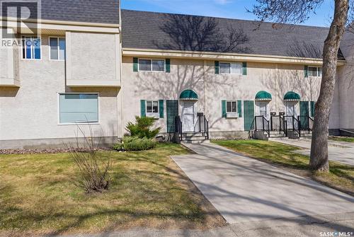 7 Killarney Way, Regina, SK - Outdoor