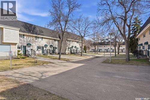 7 Killarney Way, Regina, SK - Outdoor
