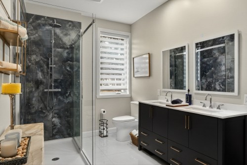 Salle de bains - 141 Rue Graham, Shawinigan, QC 