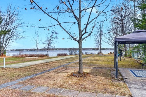 Vue sur l'eau - 141 Rue Graham, Shawinigan, QC 