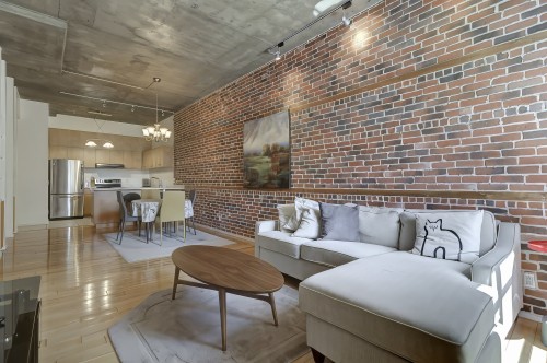 Salon - 303-64 Rue St-Paul O., Montréal (Ville-Marie), QC - Indoor Photo Showing Living Room