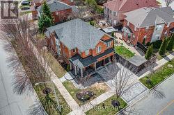7 LITCHI COURT Richmond Hill, ON L4E 4V1