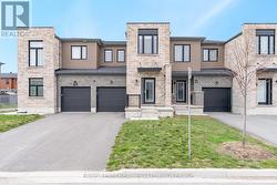 42 FAIRLANE AVENUE Barrie, ON L9J 0M9