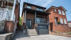 434 WESTMOUNT AVENUE Toronto, ON M6E 3N5
