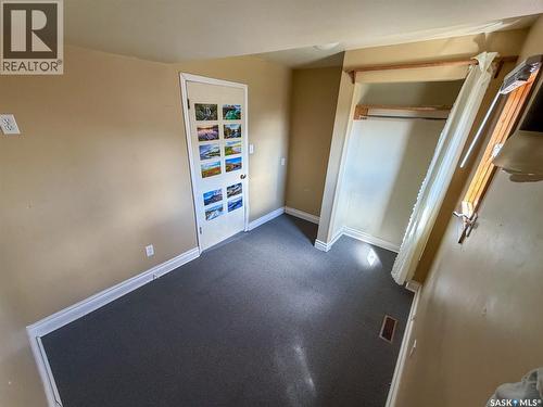 225 1St Avenue W, Frontier, SK - Indoor Photo Showing Other Room