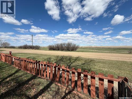 225 1St Avenue W, Frontier, SK - Outdoor With View