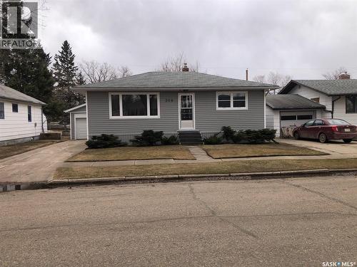 309 Fifth Avenue E, Canora, SK - Outdoor