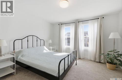 165 Rosewood Boulevard E, Saskatoon, SK - Indoor Photo Showing Bedroom
