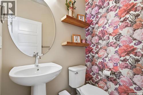 49 115 Veltkamp Crescent, Saskatoon, SK - Indoor Photo Showing Bathroom