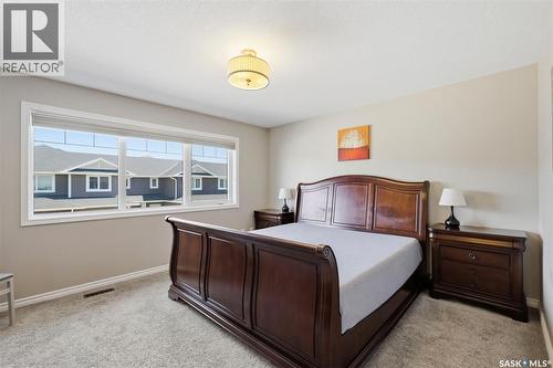 49 115 Veltkamp Crescent, Saskatoon, SK - Indoor Photo Showing Bedroom