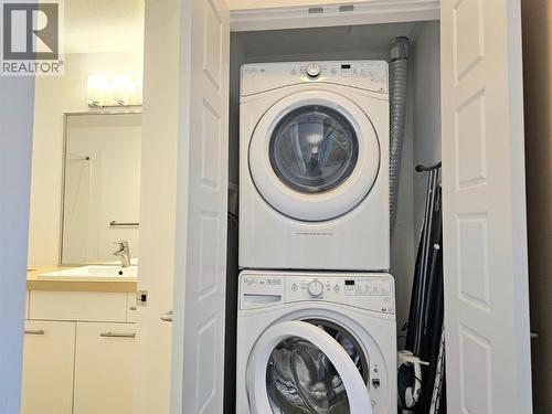 In-suite laundry - 985 Academy Way Unit# 310, Kelowna, BC - Indoor Photo Showing Laundry Room