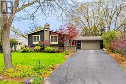 13 RUSHOLME CRESCENT St. Catharines (Glendale/Glenridge), ON L2T 3V3