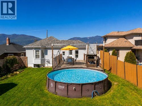 432 9th Avenue S  Creston, BC V0B 1G3