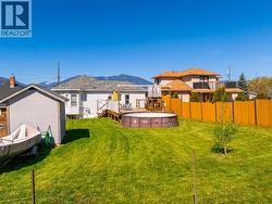 fully fenced yard - 