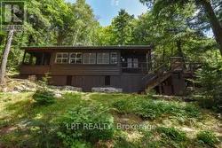 1431 - 00 HIGHWAY 60 South Algonquin, ON P1H 2G9