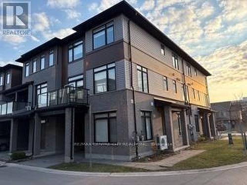 22 - 3260 SINGLETON AVENUE  London South (South W), ON N6L 0E7