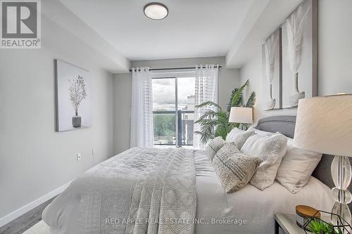 110 - 600 Alex Gardner Circle, Aurora, ON - Indoor Photo Showing Bedroom