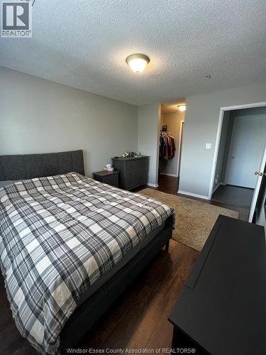 3160 Wildwood Unit# 320, Windsor, ON - Indoor Photo Showing Bedroom