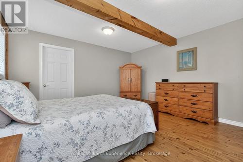 194 Sawlog Point Road, Tiny, ON - Indoor Photo Showing Bedroom