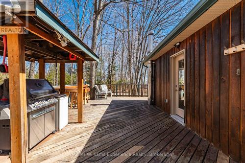 194 Sawlog Point Road, Tiny, ON - Outdoor With Exterior