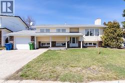 1267 Maybery CRESCENT Moose Jaw, SK S6H 6X7