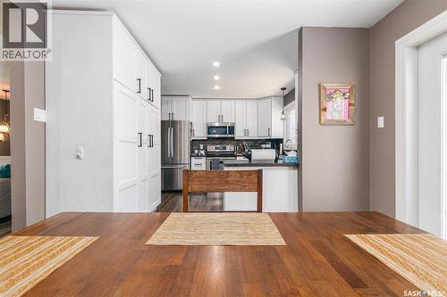1267 Maybery Crescent, Moose Jaw, SK - Indoor Photo Showing Kitchen