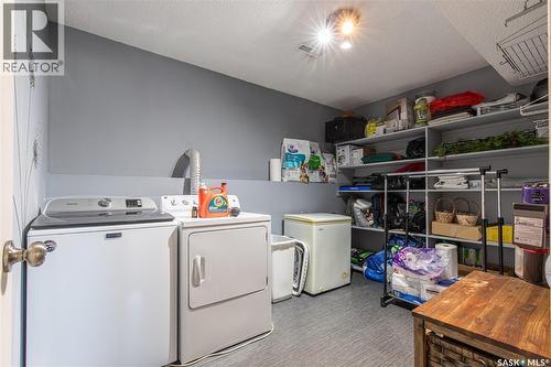 1267 Maybery Crescent, Moose Jaw, SK - Indoor Photo Showing Laundry Room