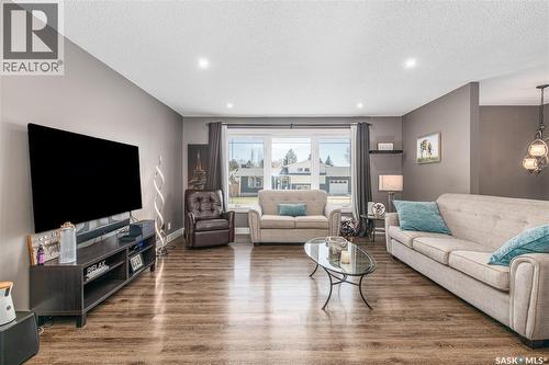 1267 Maybery Crescent, Moose Jaw, SK - Indoor Photo Showing Living Room