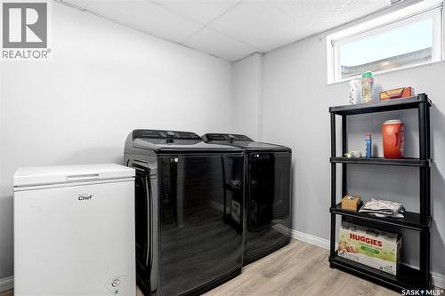 230 Prairie Avenue, Briercrest, SK - Indoor