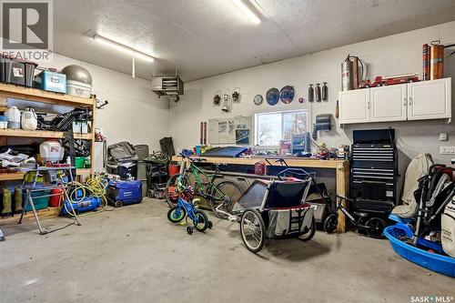 230 Prairie Avenue, Briercrest, SK - Indoor Photo Showing Garage