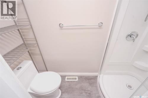 91 Mackenzie Way, Regina, SK - Indoor Photo Showing Bathroom